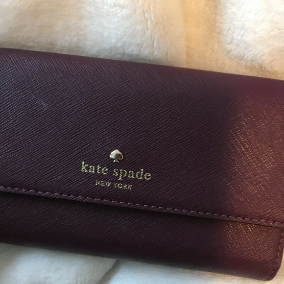 Kate Spade Hold The Phone Wristlet Wallet clutch plum purple *please read* - Picture 6 of 16
